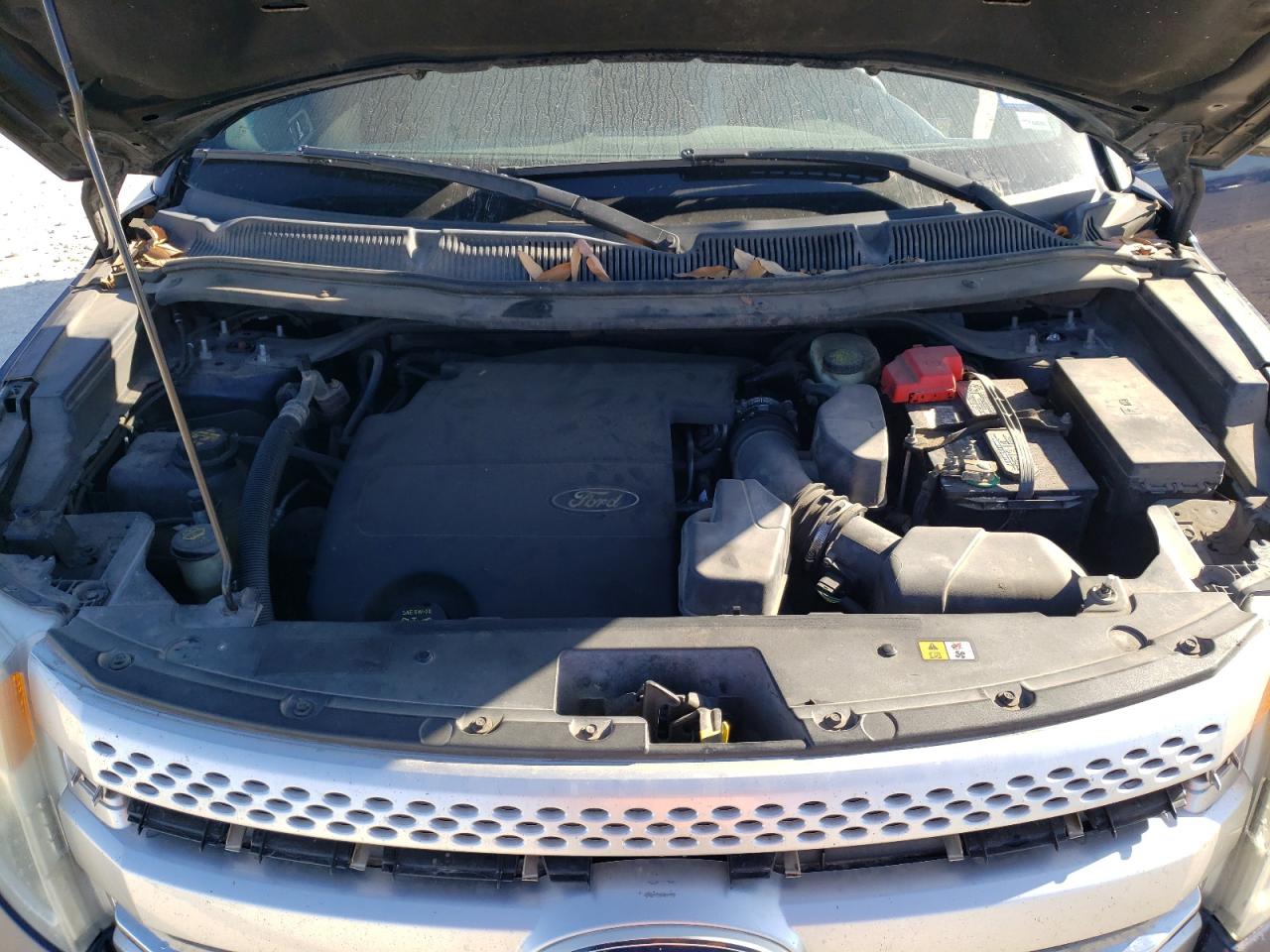 2012 Ford Explorer - Image 12