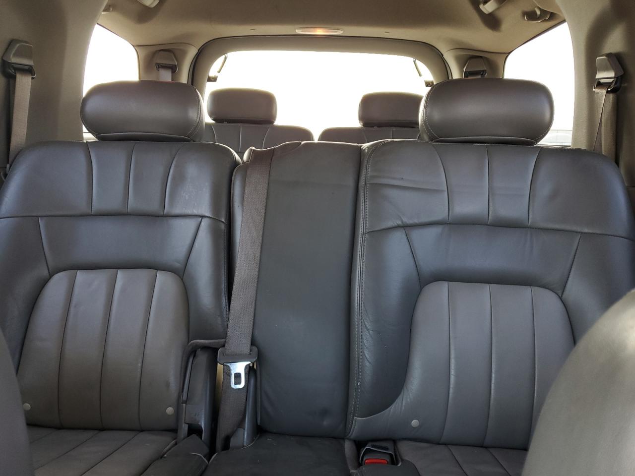 2004 GMC Envoy - Image 10