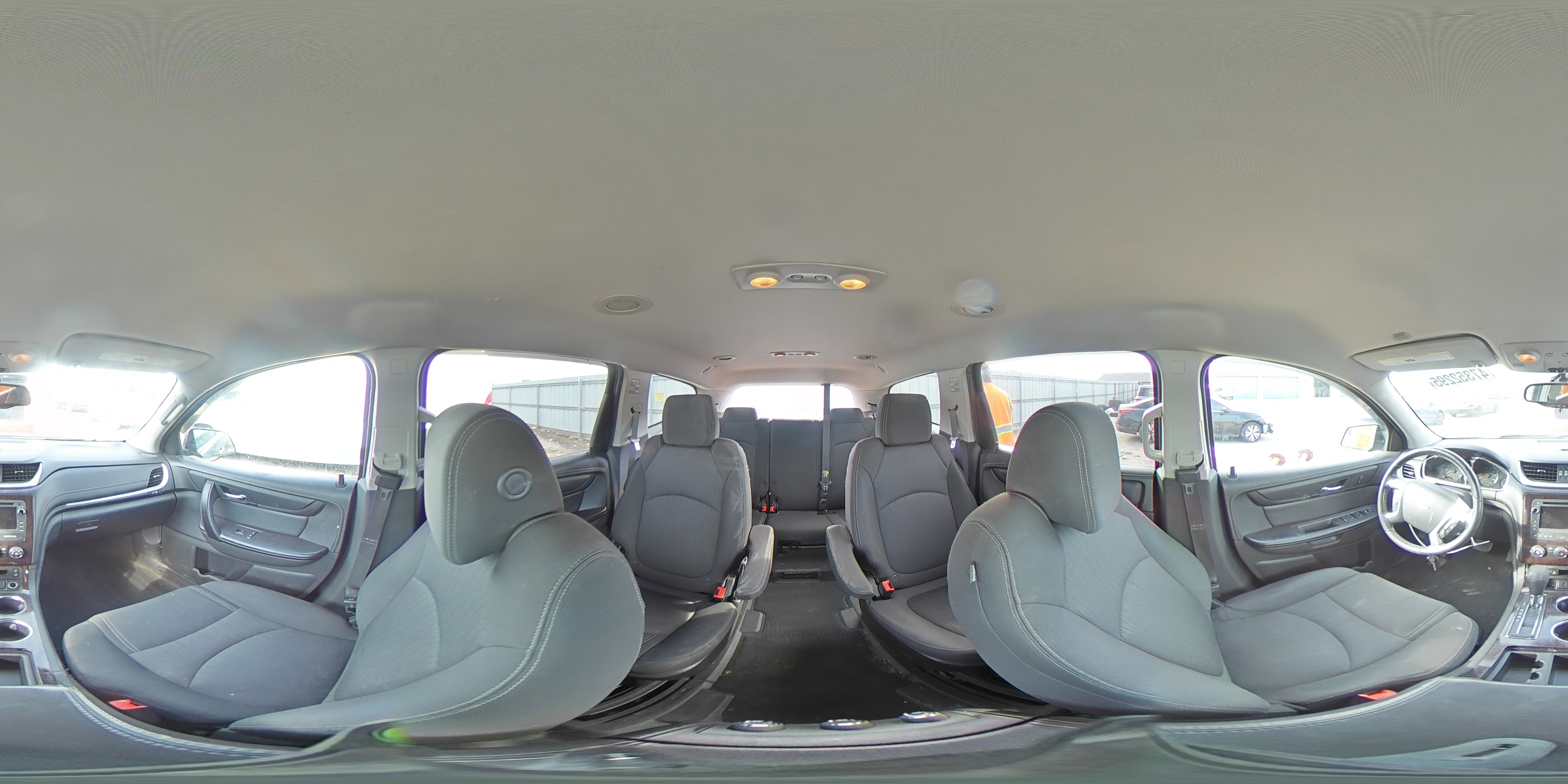2016 Chevrolet Traverse - Image 16