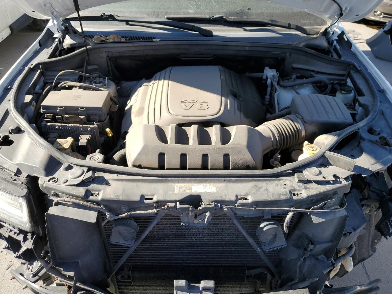 2014 Jeep Grand Cherokee - Image 12