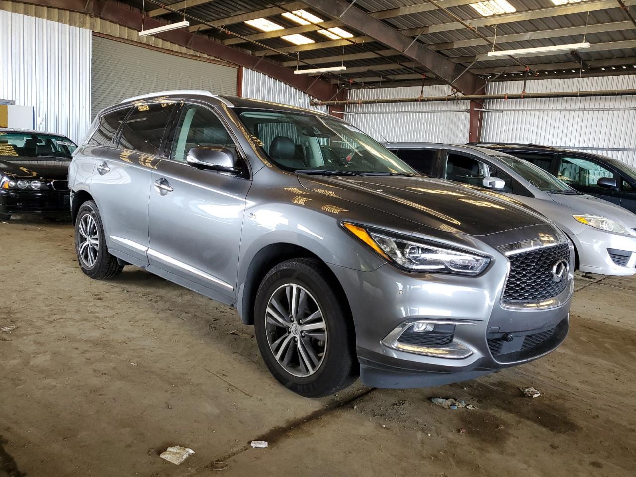 2019 Infiniti QX60 - Image 4