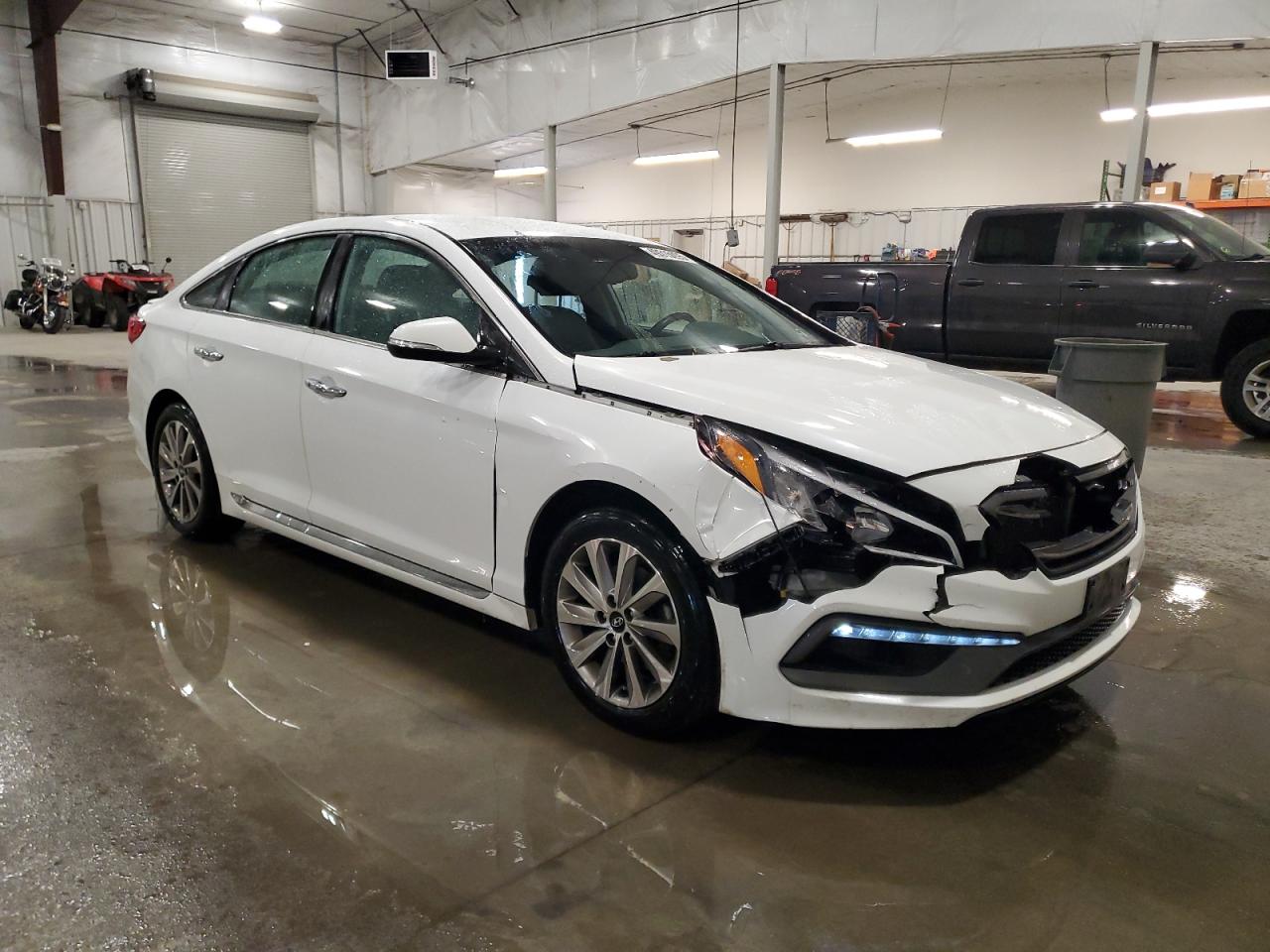 2015 Hyundai Sonata - Image 4