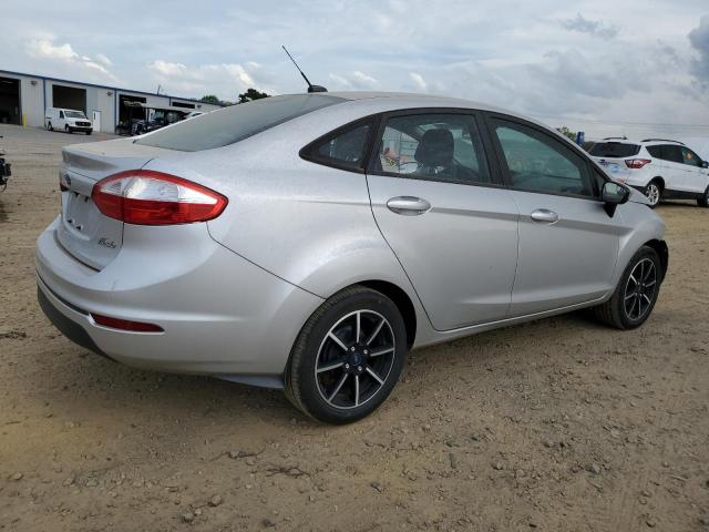 FORD FIESTA 2019 Srebrny