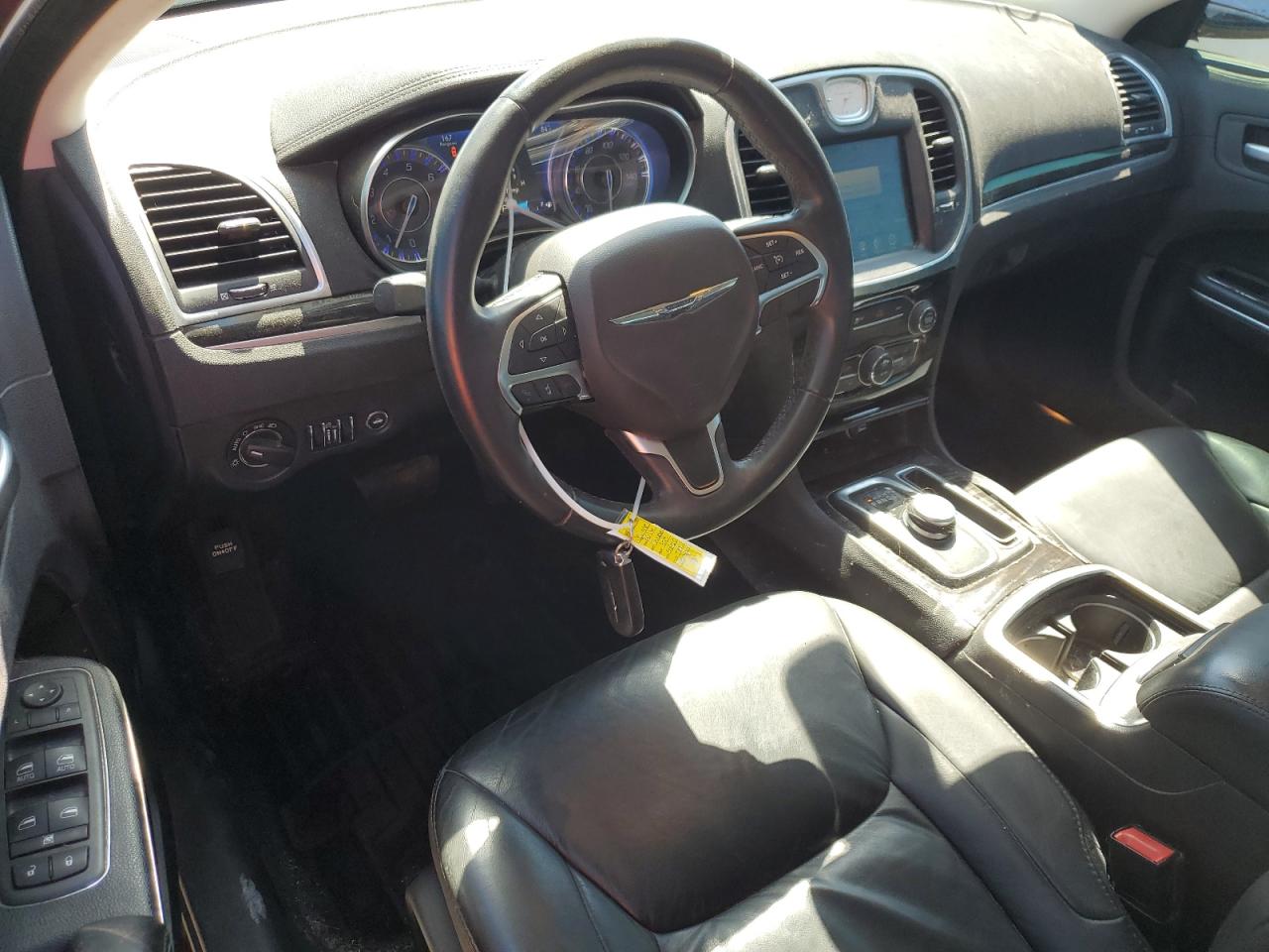 2016 Chrysler 300 - Image 8