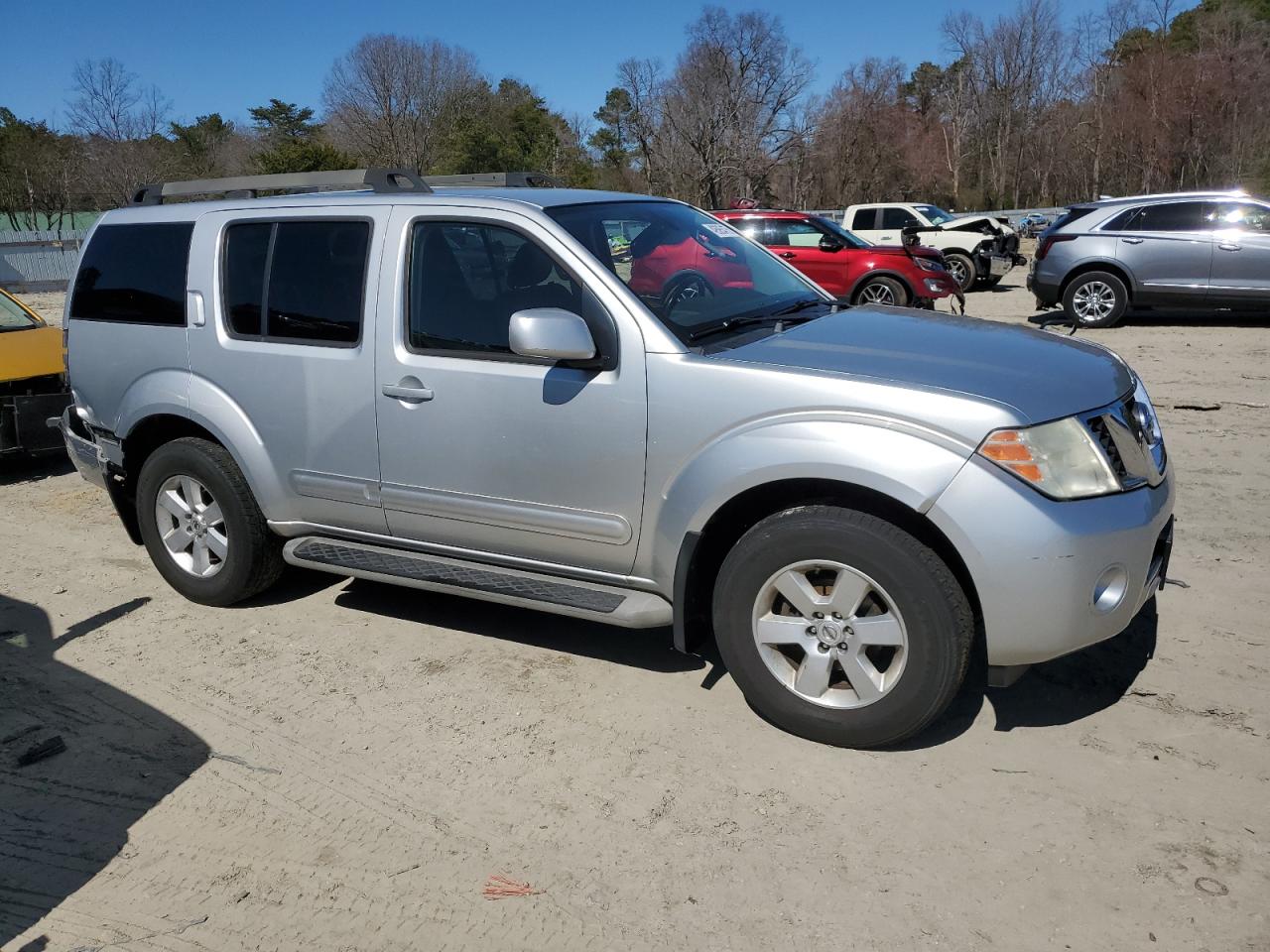 2011 Nissan Pathfinder - Image 4