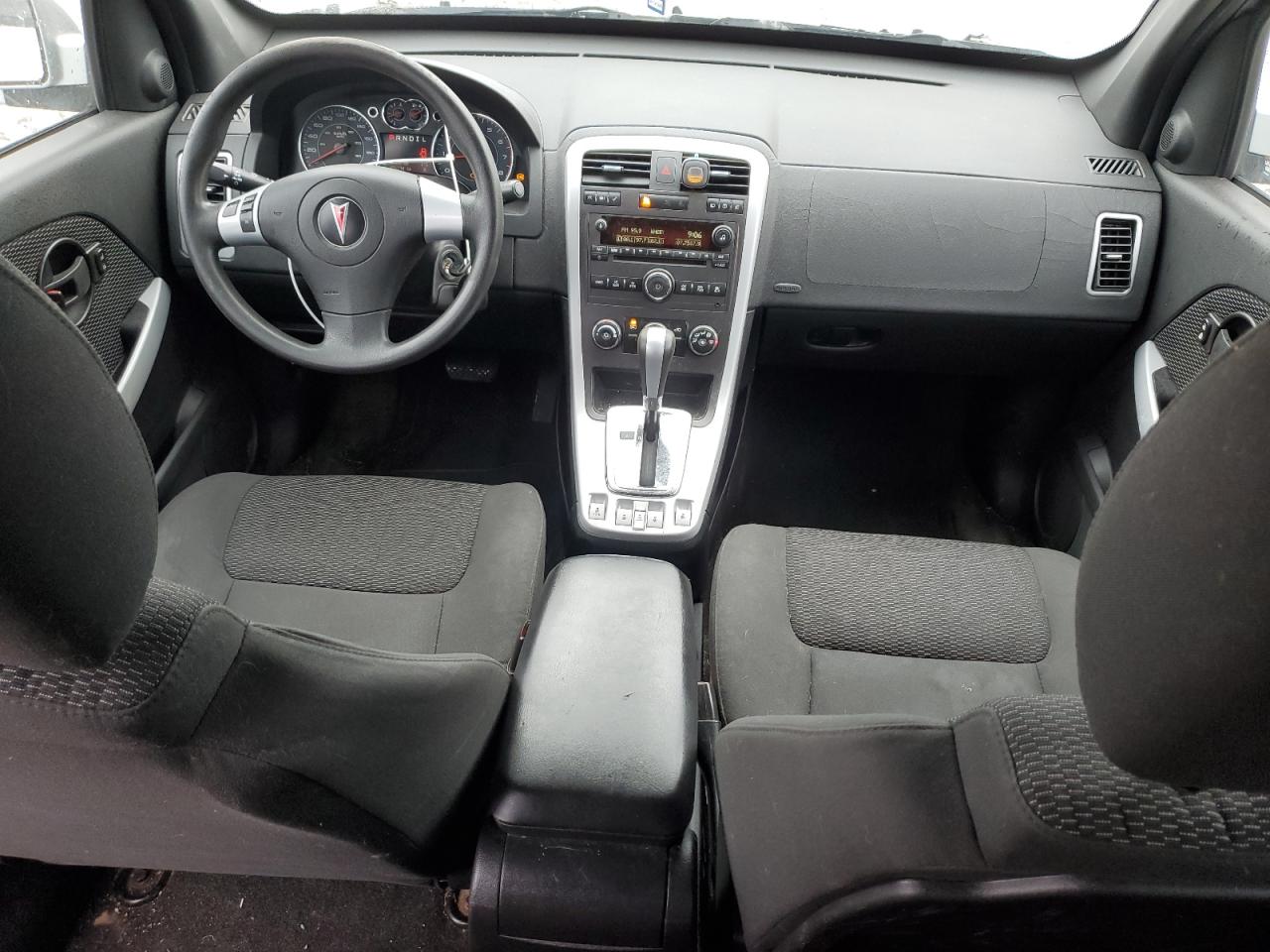 2009 Pontiac Torrent - Image 8