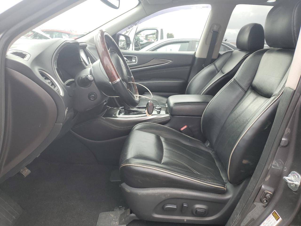 2017 Infiniti QX60 - Image 7