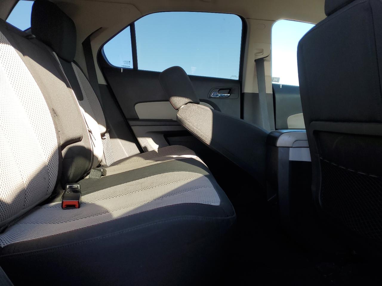 2010 Chevrolet Equinox - Image 11
