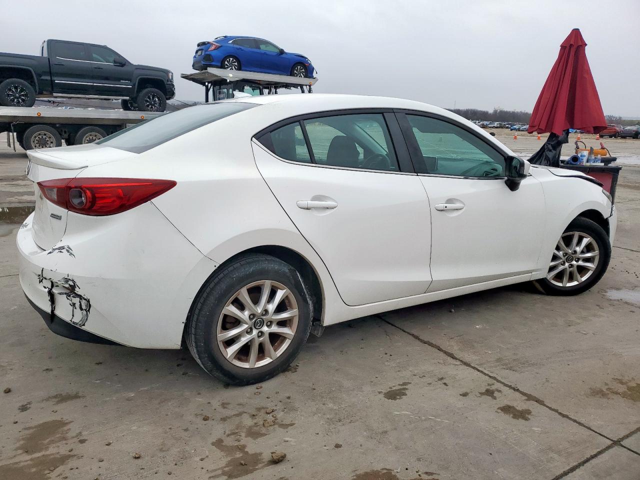 2015 Mazda 3 - Image 3