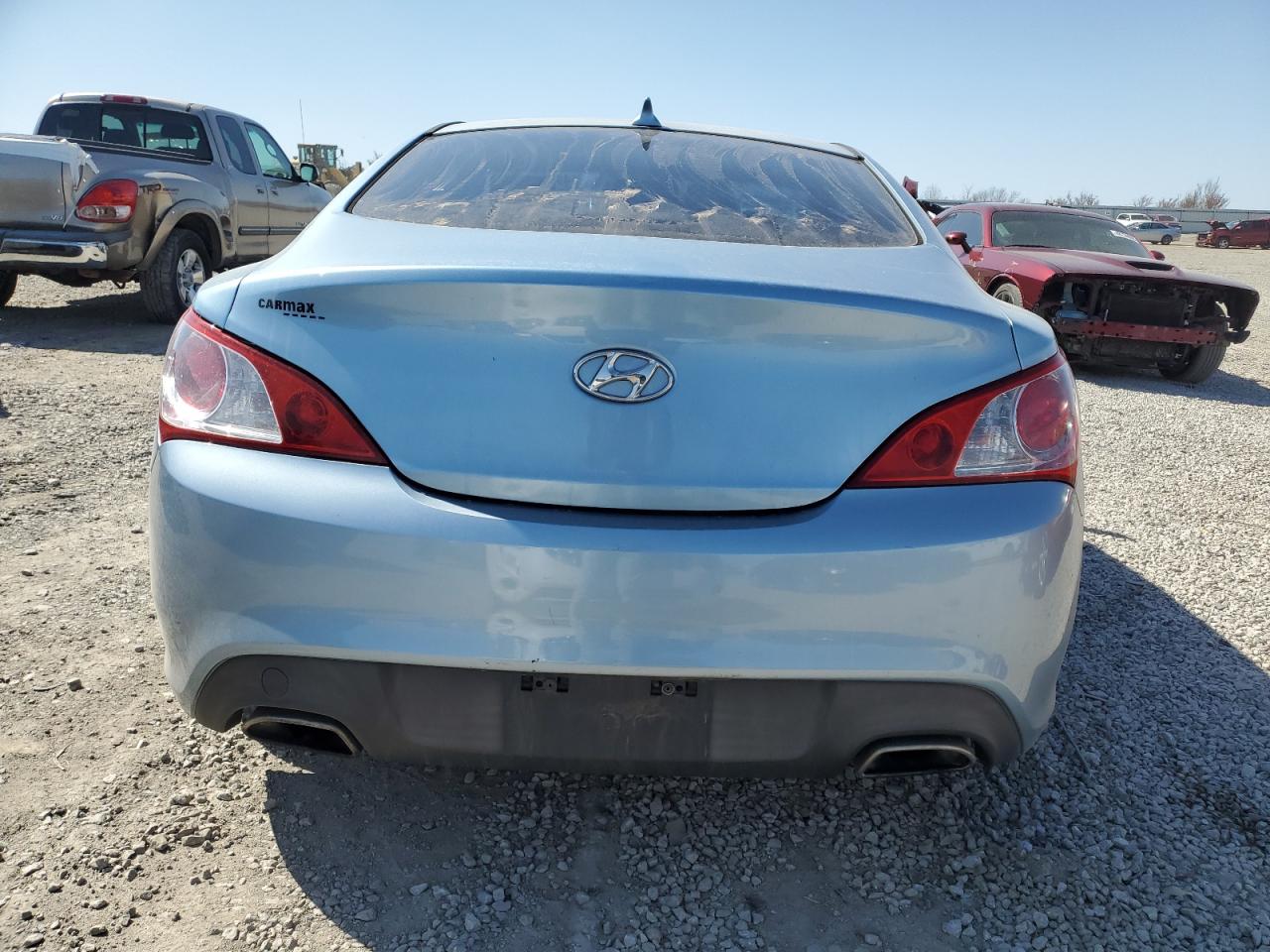 2011 Hyundai Genesis - Image 6