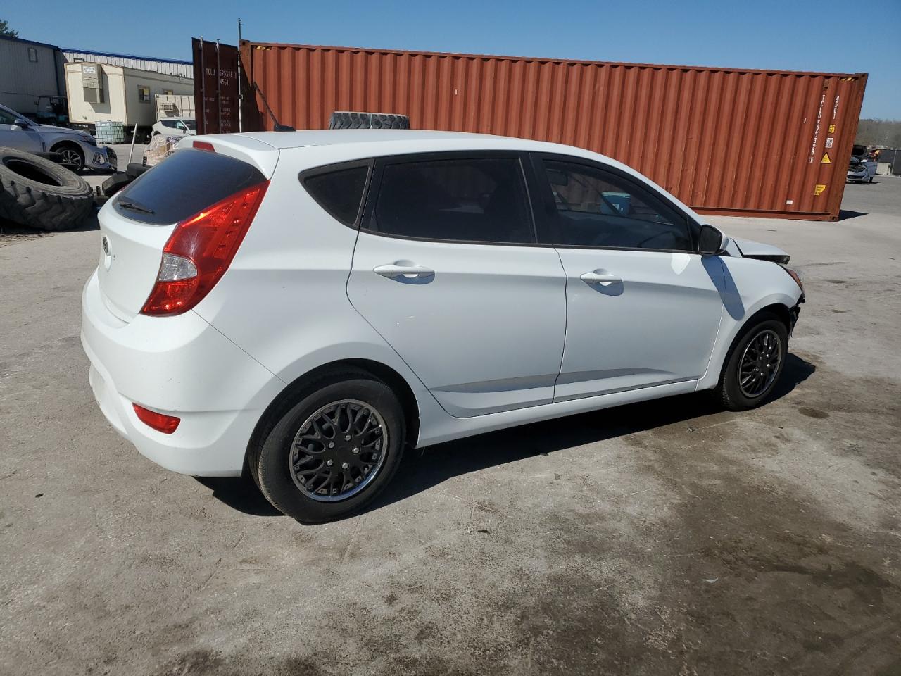 2016 Hyundai Accent - Image 3