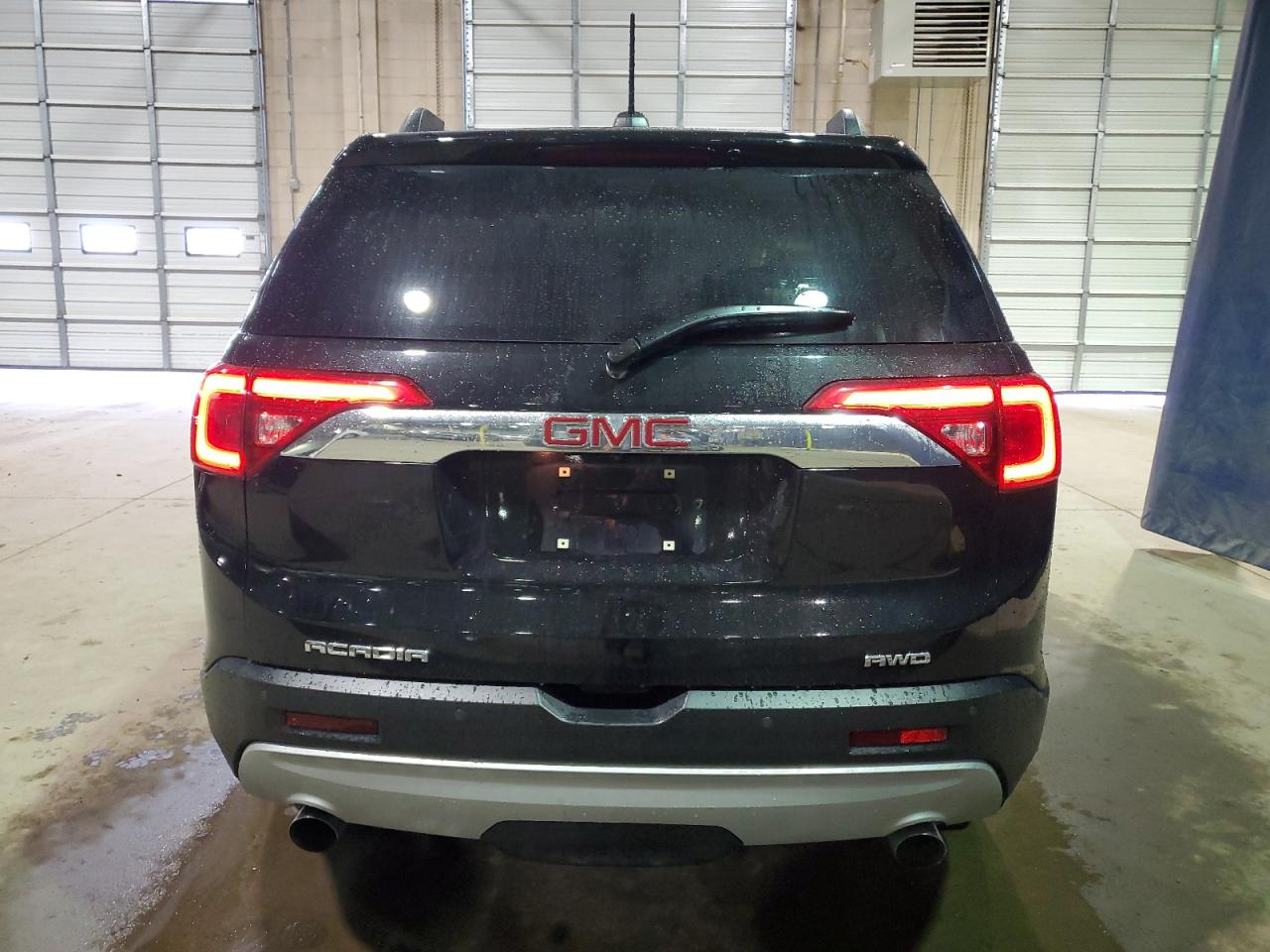 2018 GMC Acadia - Image 6