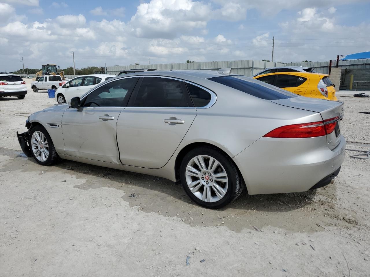 2017 Jaguar XF - Image 2