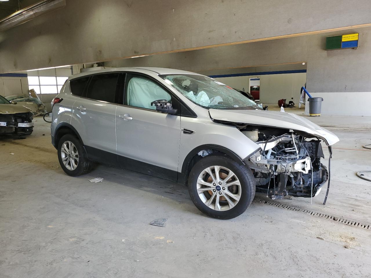1FMCU0GD6HUC93817 FORD ESCAPE 2017