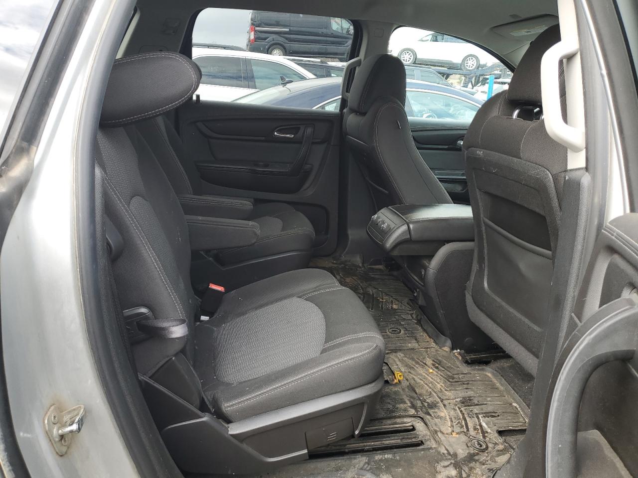 2017 Chevrolet Traverse - Image 11