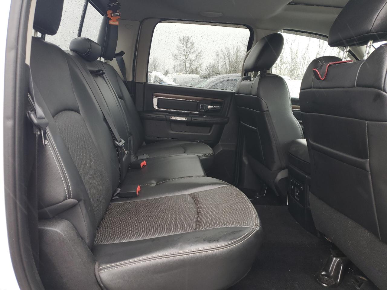 2014 RAM 1500 - Image 10
