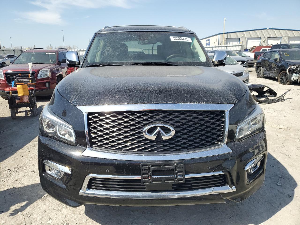 2017 Infiniti QX80 - Image 5