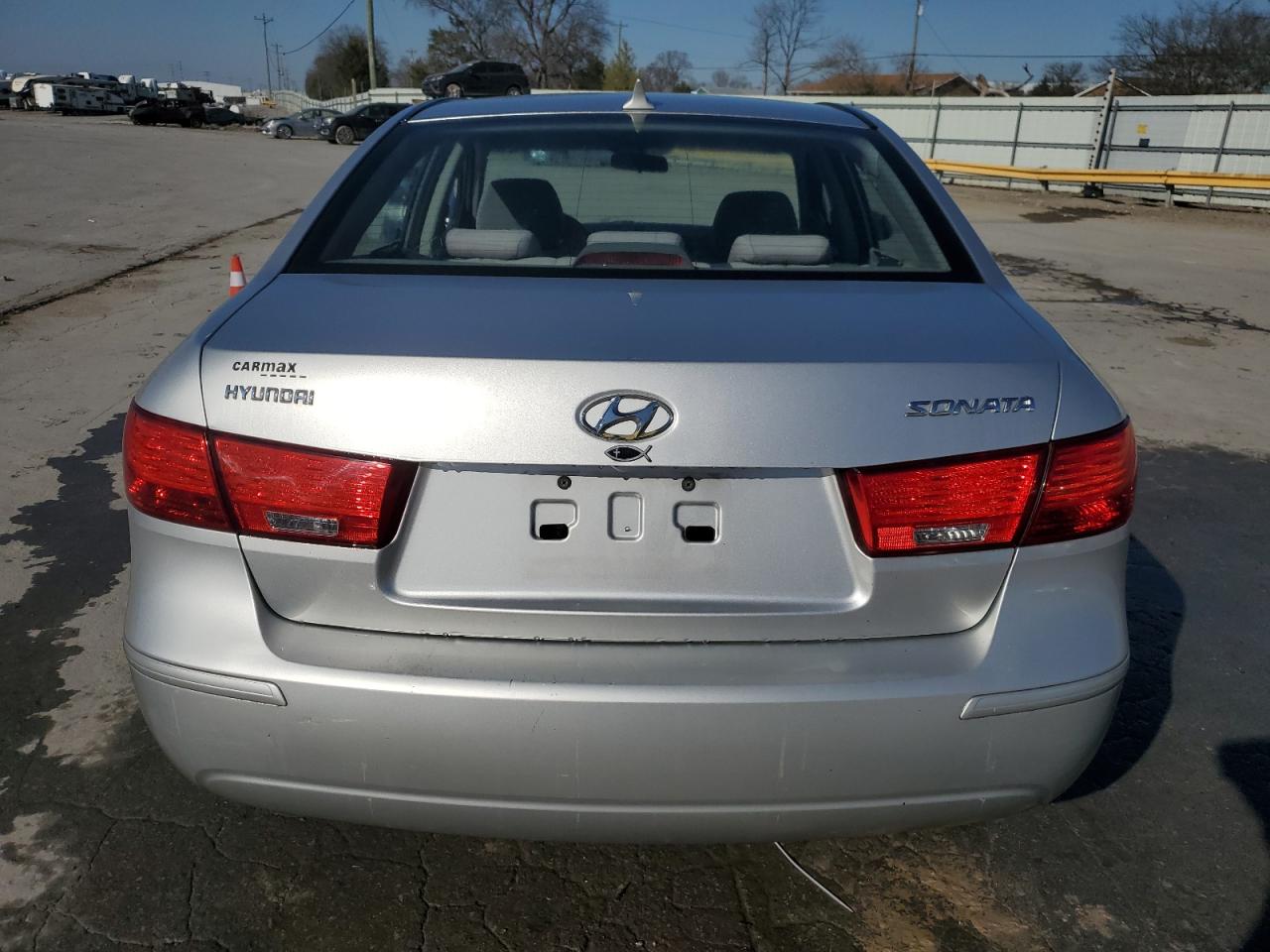 2009 Hyundai Sonata - Image 6