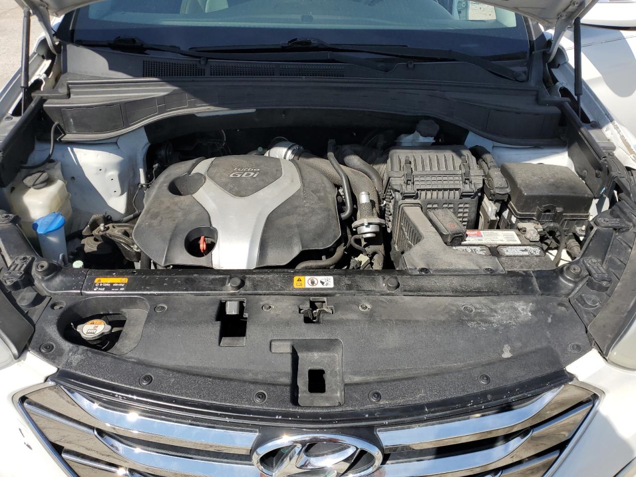 2013 Hyundai Santa Fe - Image 14