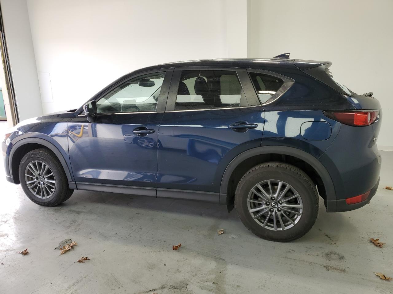2021 Mazda CX-5 - Image 2