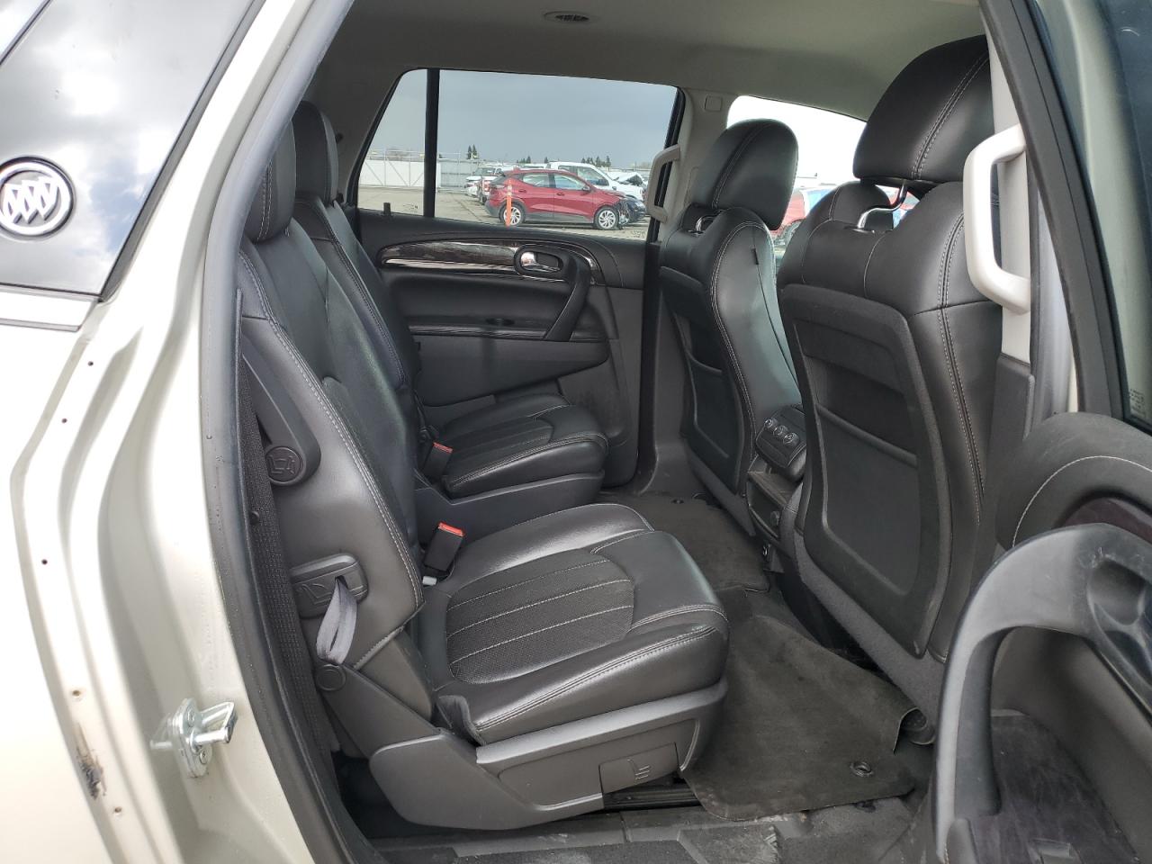 2017 Buick Enclave - Image 11