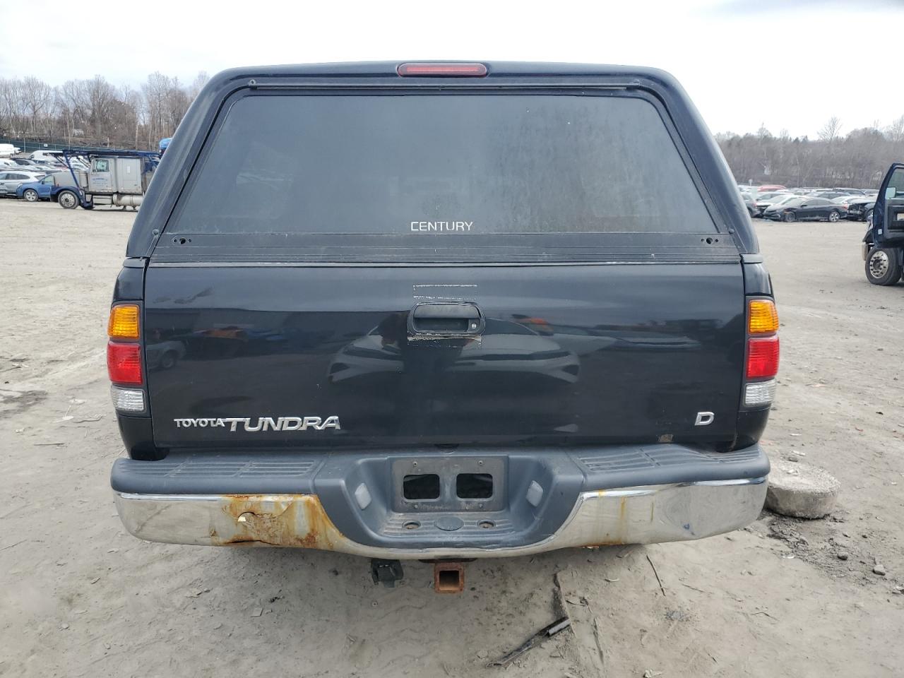 2004 Toyota Tundra - Image 6