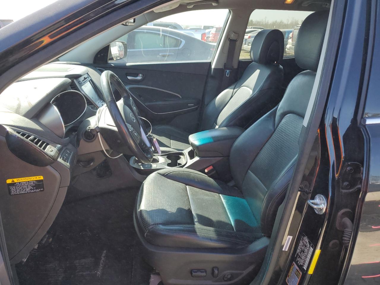 2015 Hyundai Santa Fe - Image 7