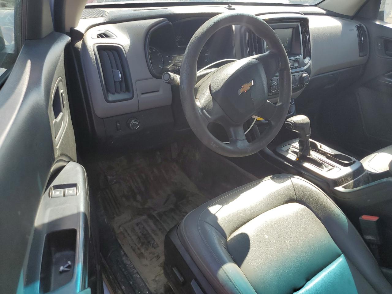 2017 Chevrolet Colorado - Image 8