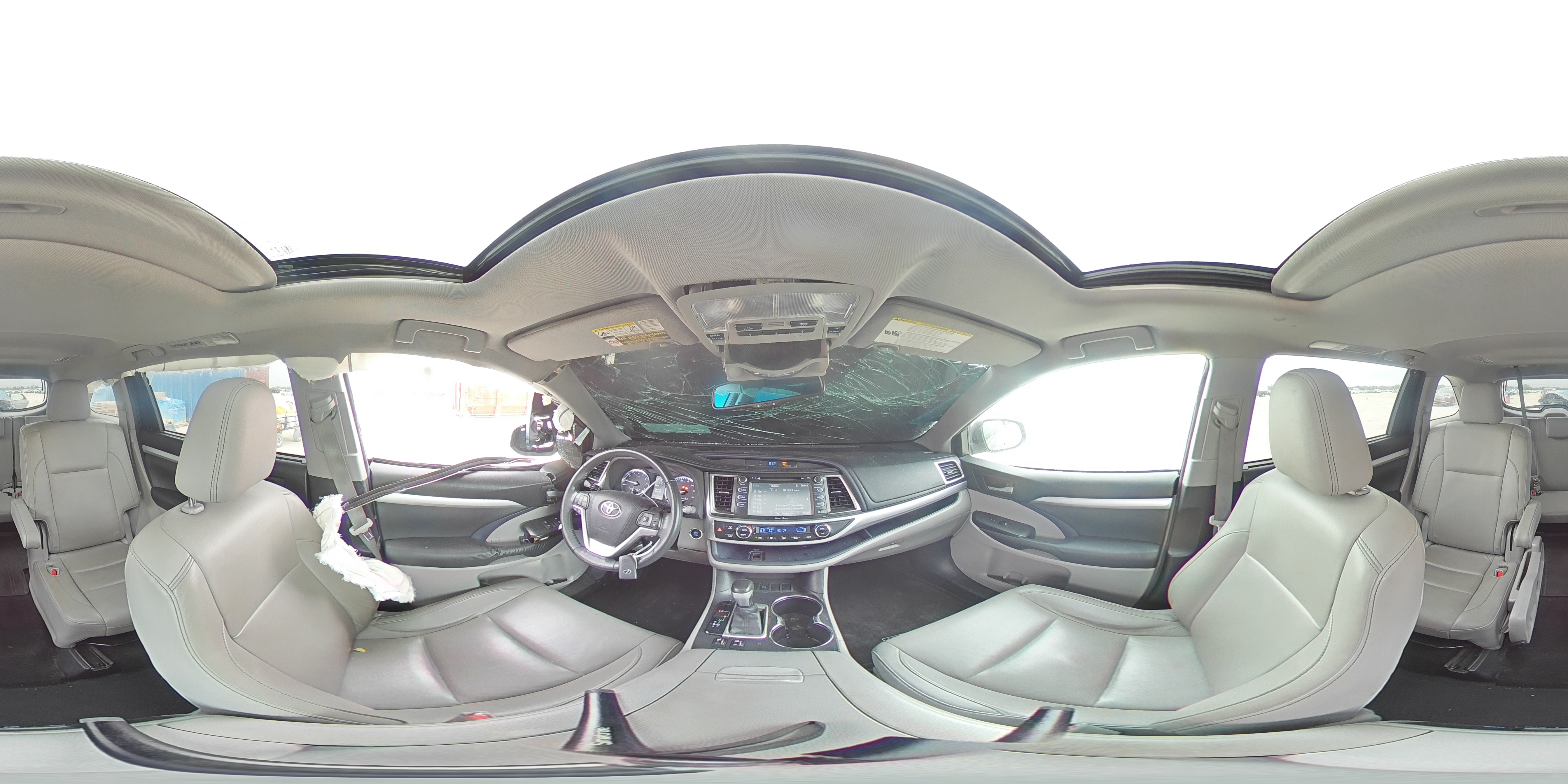 2015 Toyota Highlander - Image 14