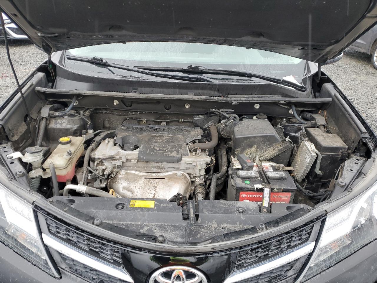 2013 Toyota RAV 4 - Image 12