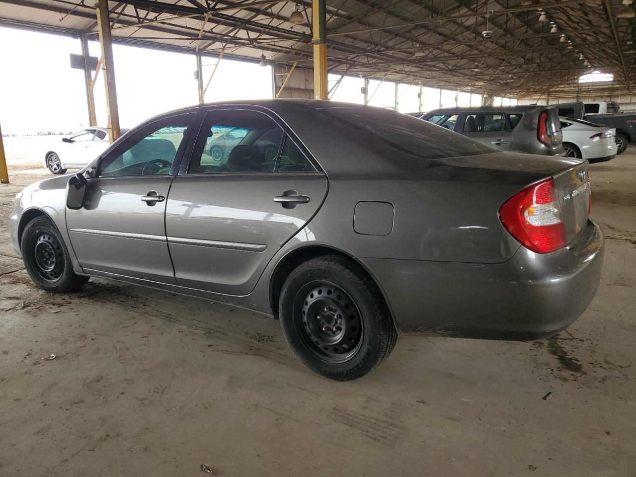 2004 Toyota Camry - Image 2