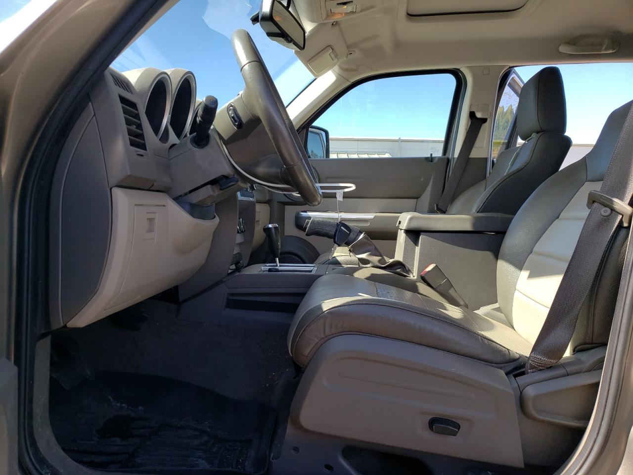 2007 Dodge Nitro - Image 7