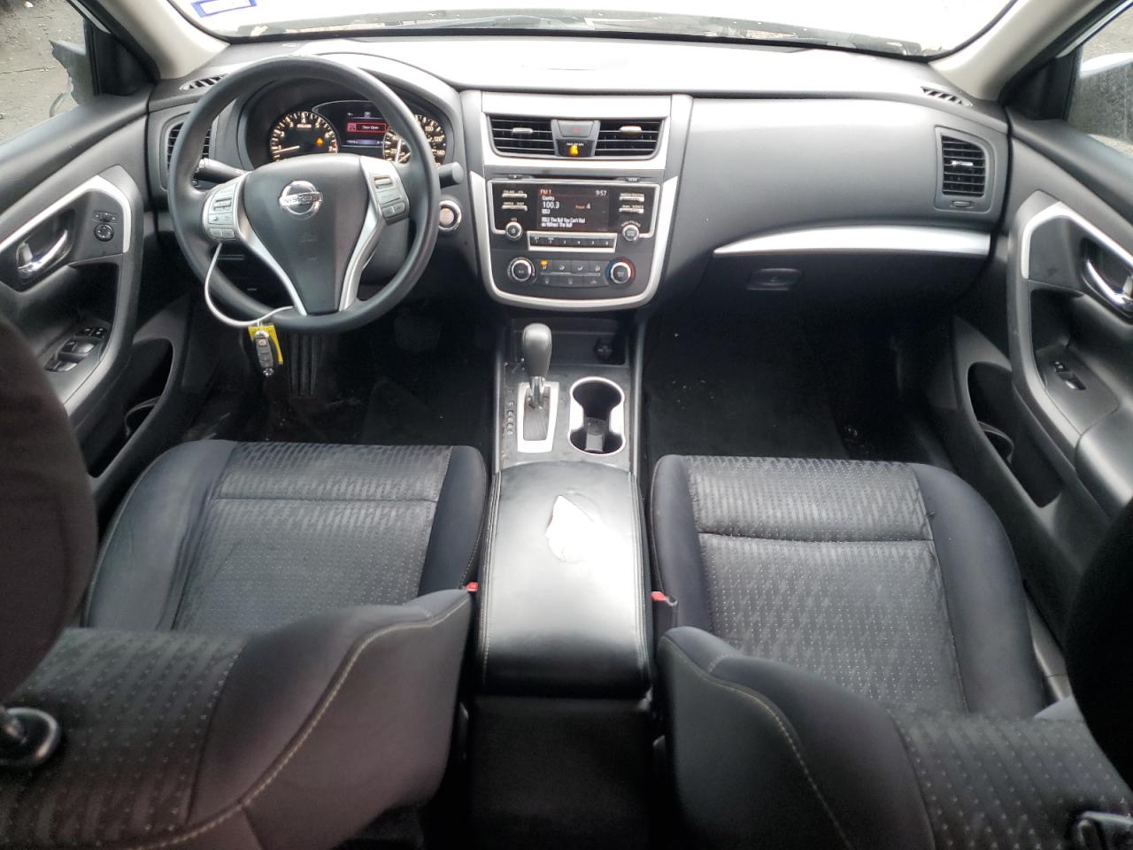 2016 Nissan Altima - Image 8