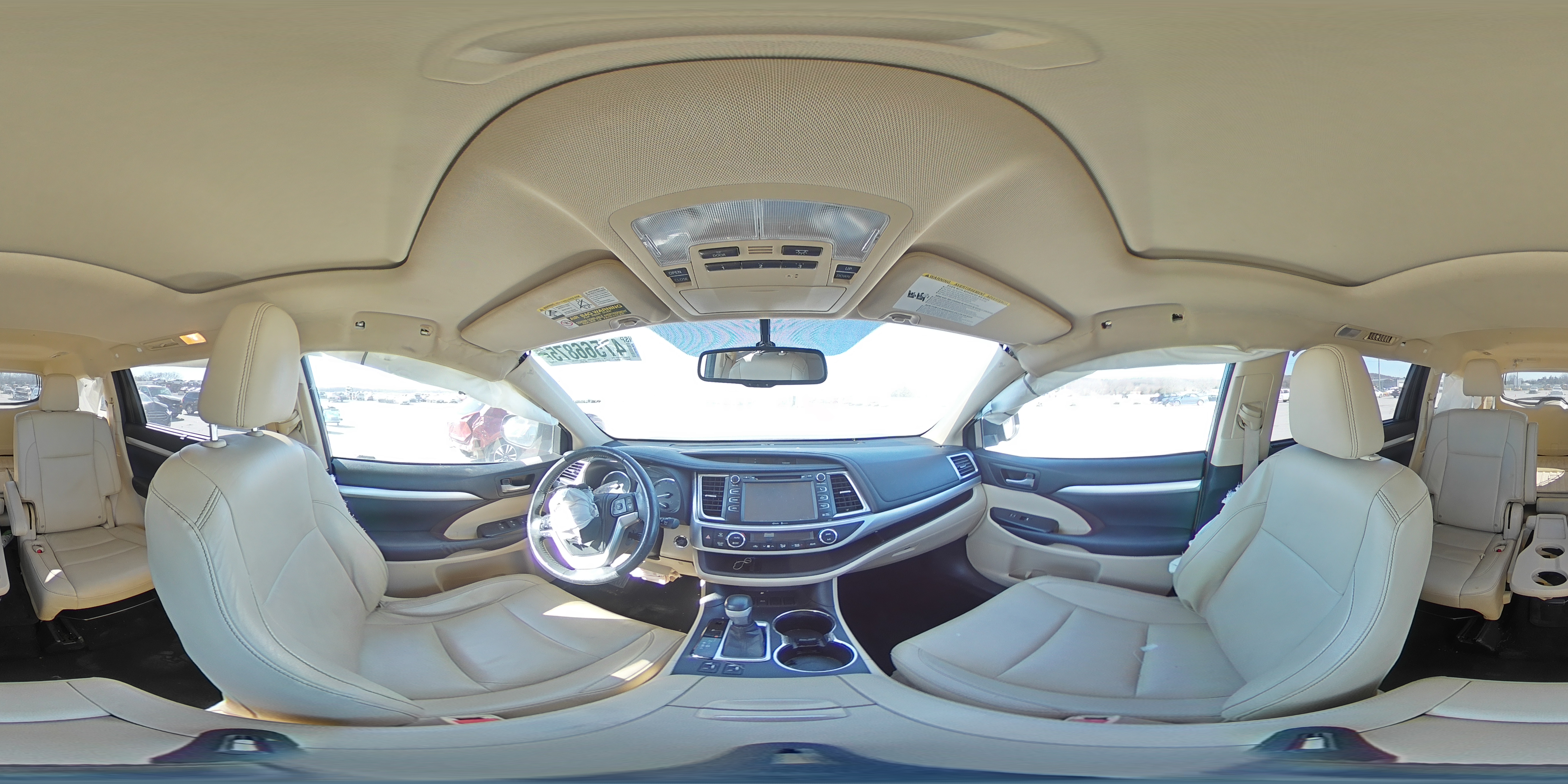 2014 Toyota Highlander - Image 14