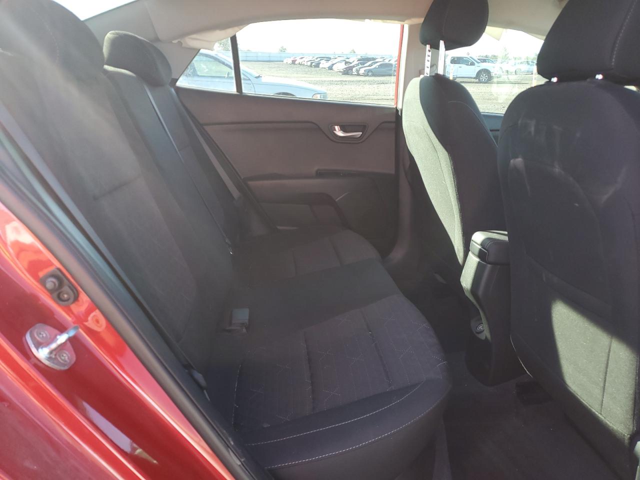 2023 Kia Rio - Image 10