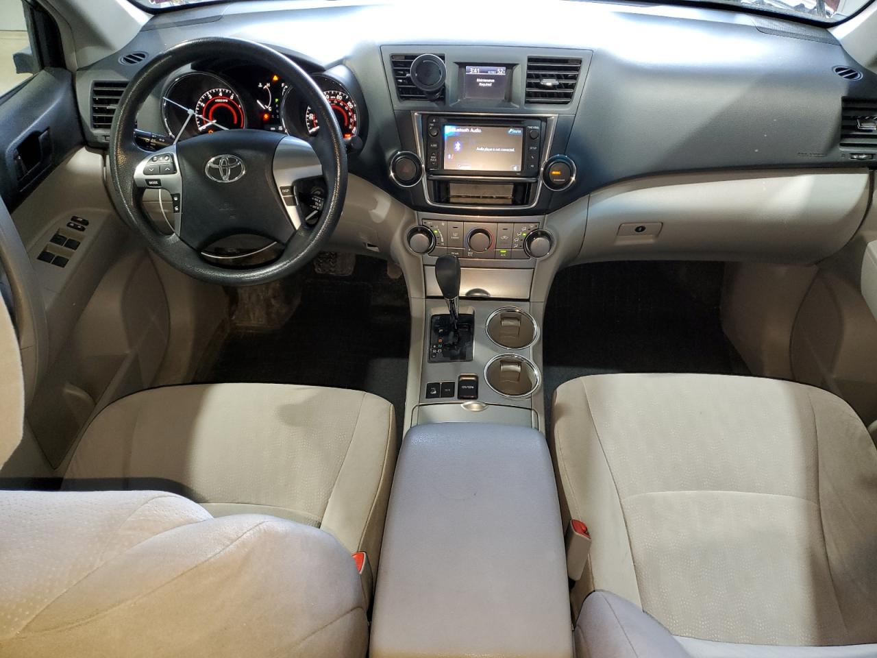 2013 Toyota Highlander - Image 8