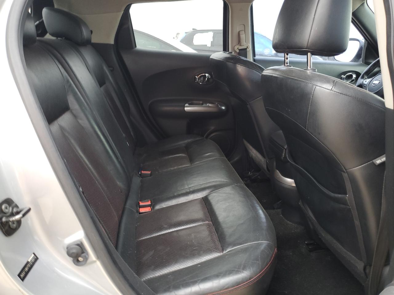 2011 Nissan Juke - Image 10