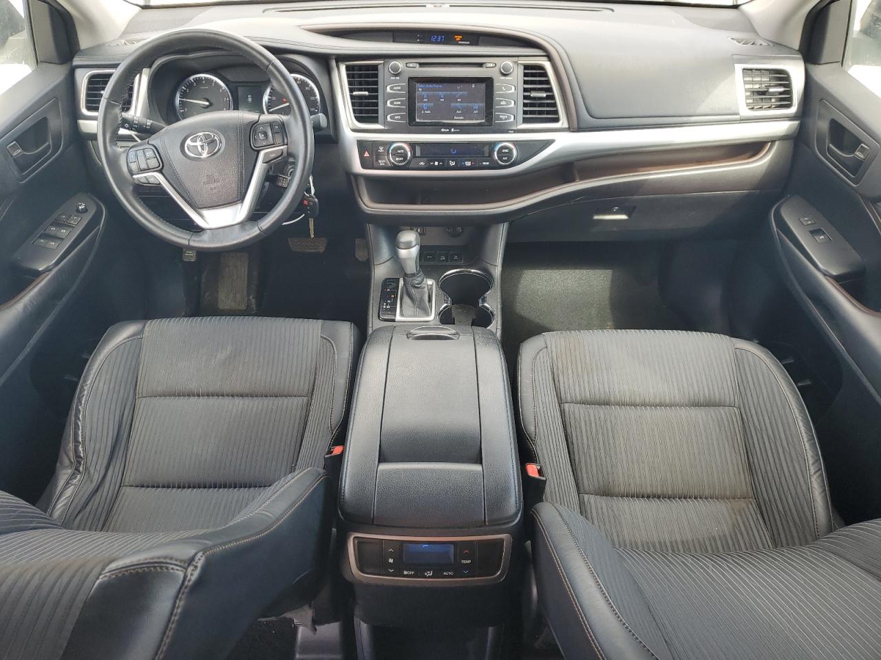2015 Toyota Highlander - Image 8