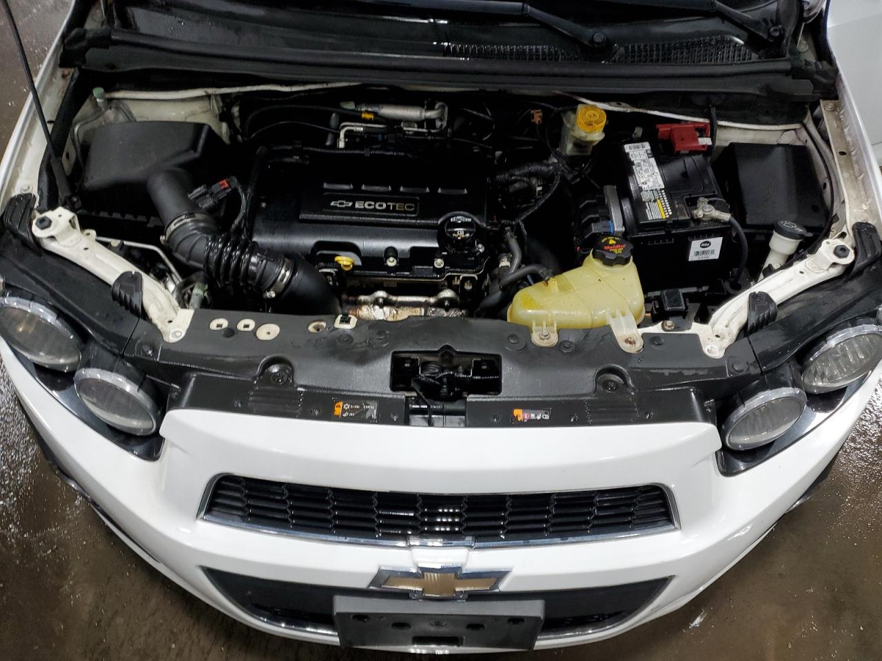 2015 Chevrolet Sonic - Image 12