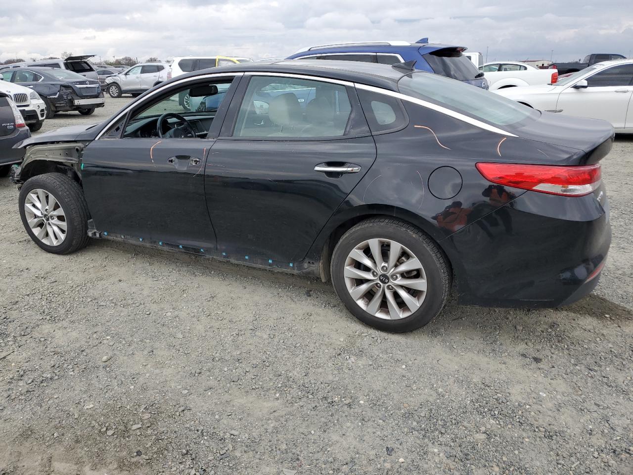 2017 Kia Optima - Image 2