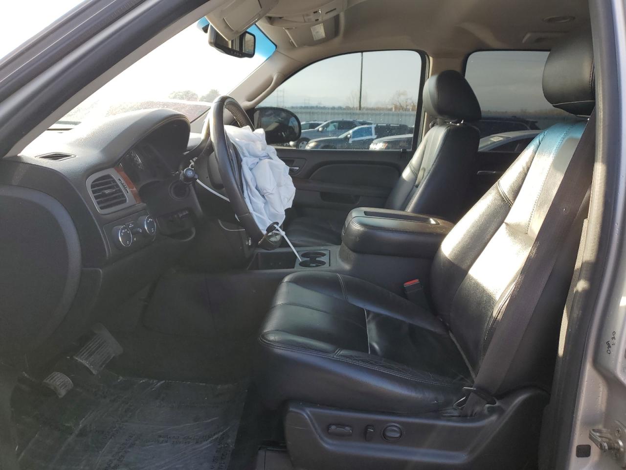 2011 GMC Yukon - Image 7