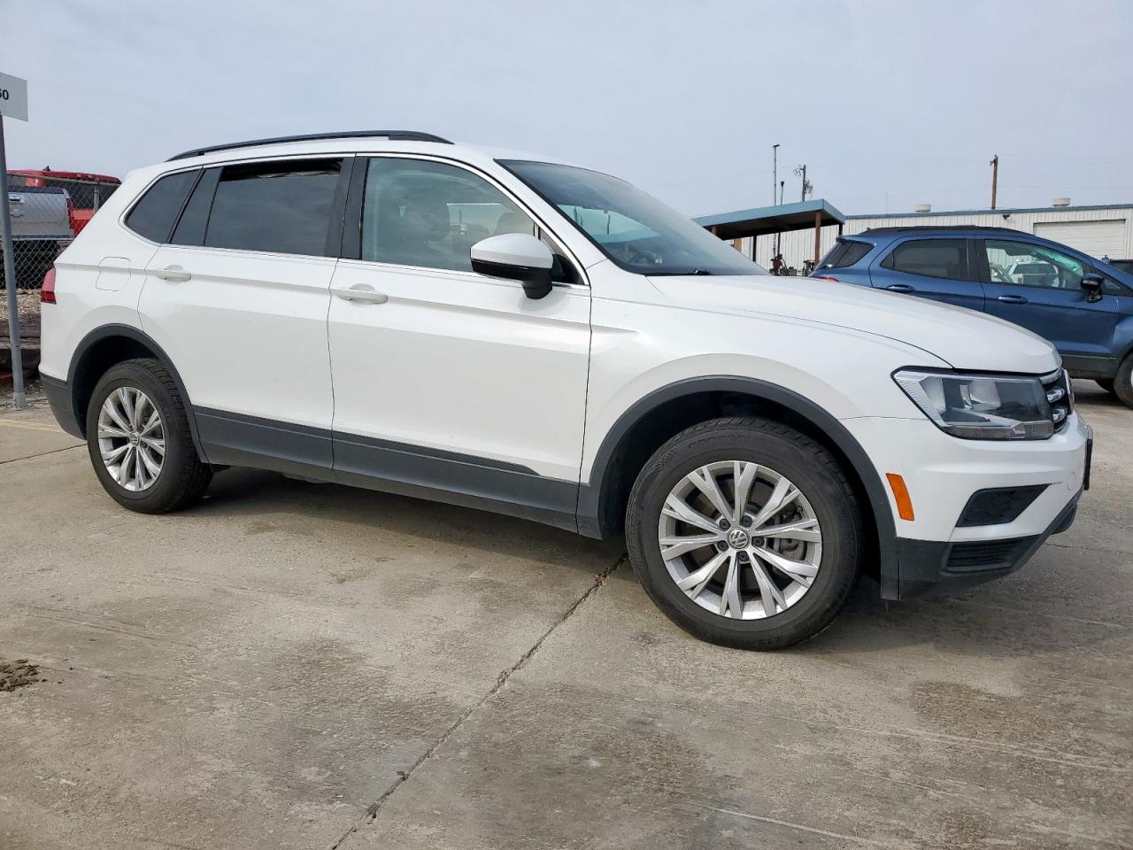 2019 Volkswagen Tiguan - Image 4