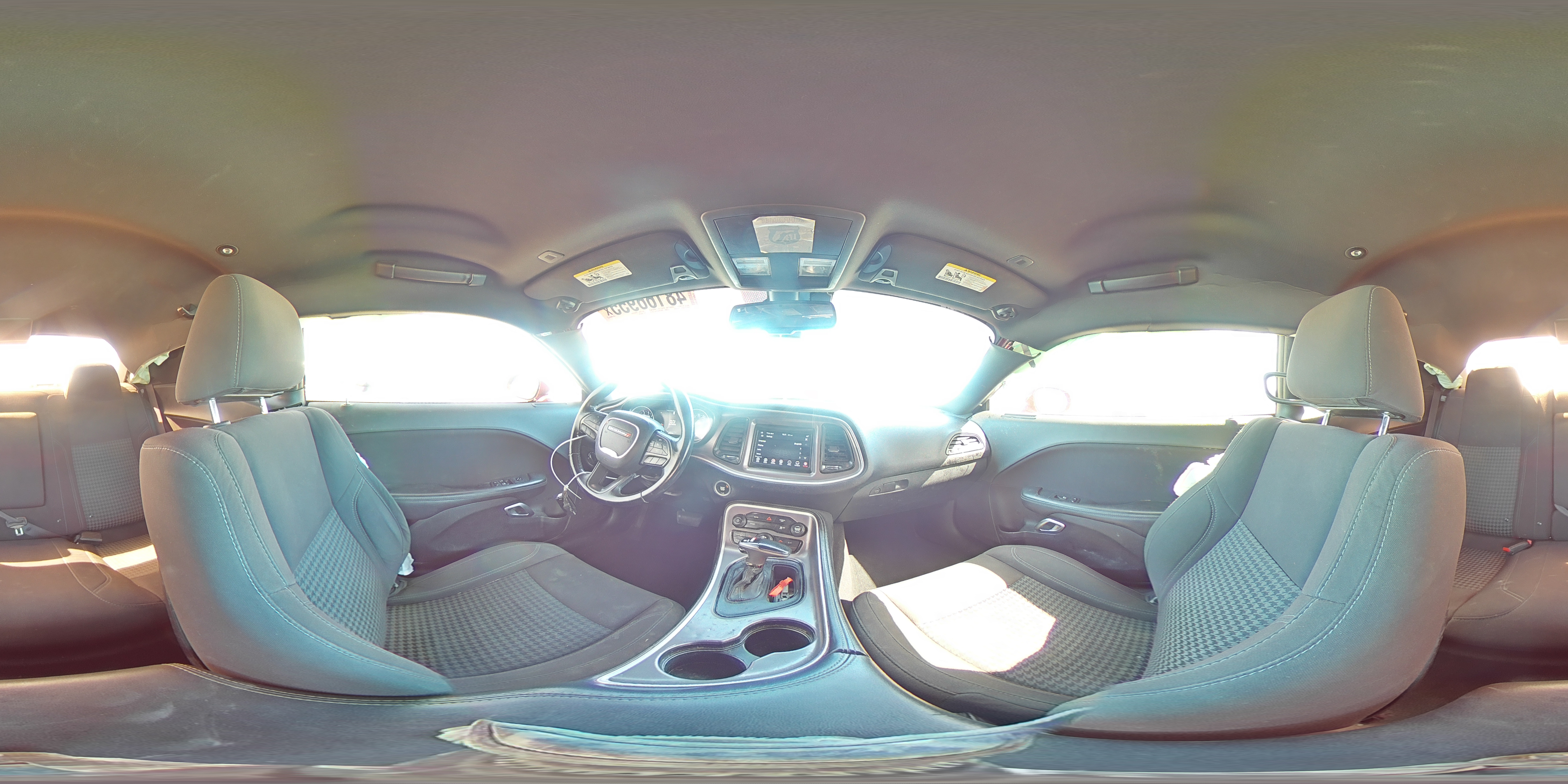 2019 Dodge Challenger - Image 12