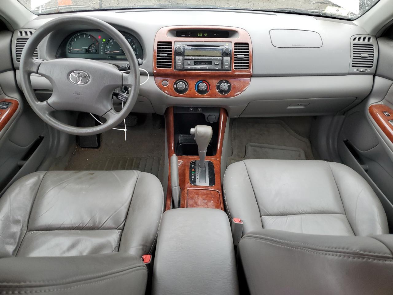 2003 Toyota Camry - Image 8