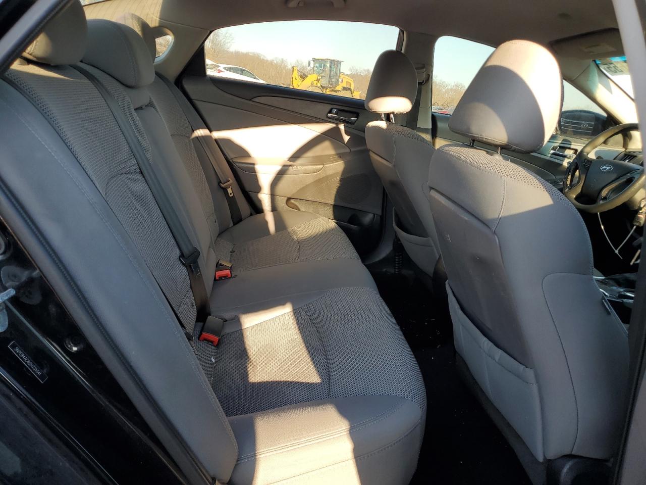 2013 Hyundai Sonata - Image 10