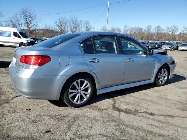  SUBARU LEGACY 2014 Сріблястий
