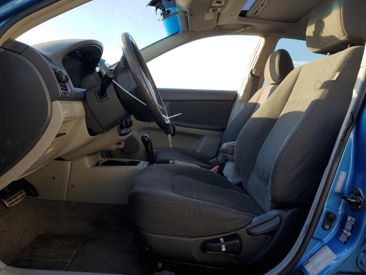 2005 Kia Spectra - Image 7