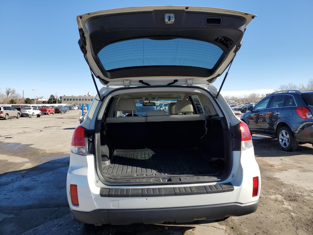 2011 Subaru Outback 2.5I Limited VIN: 4S4BRCKC4B3426309 Lot: 46944145