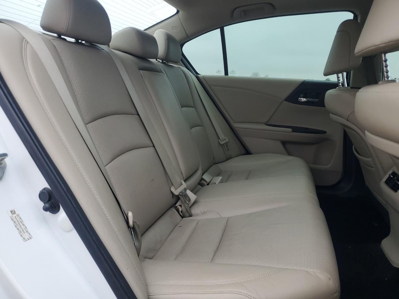 2014 Honda Accord - Image 11