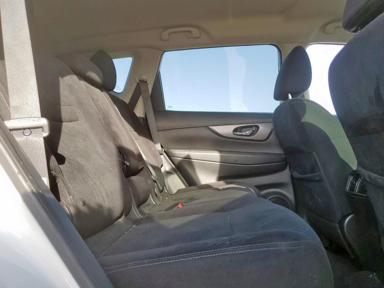 2014 Nissan Rogue - Image 10